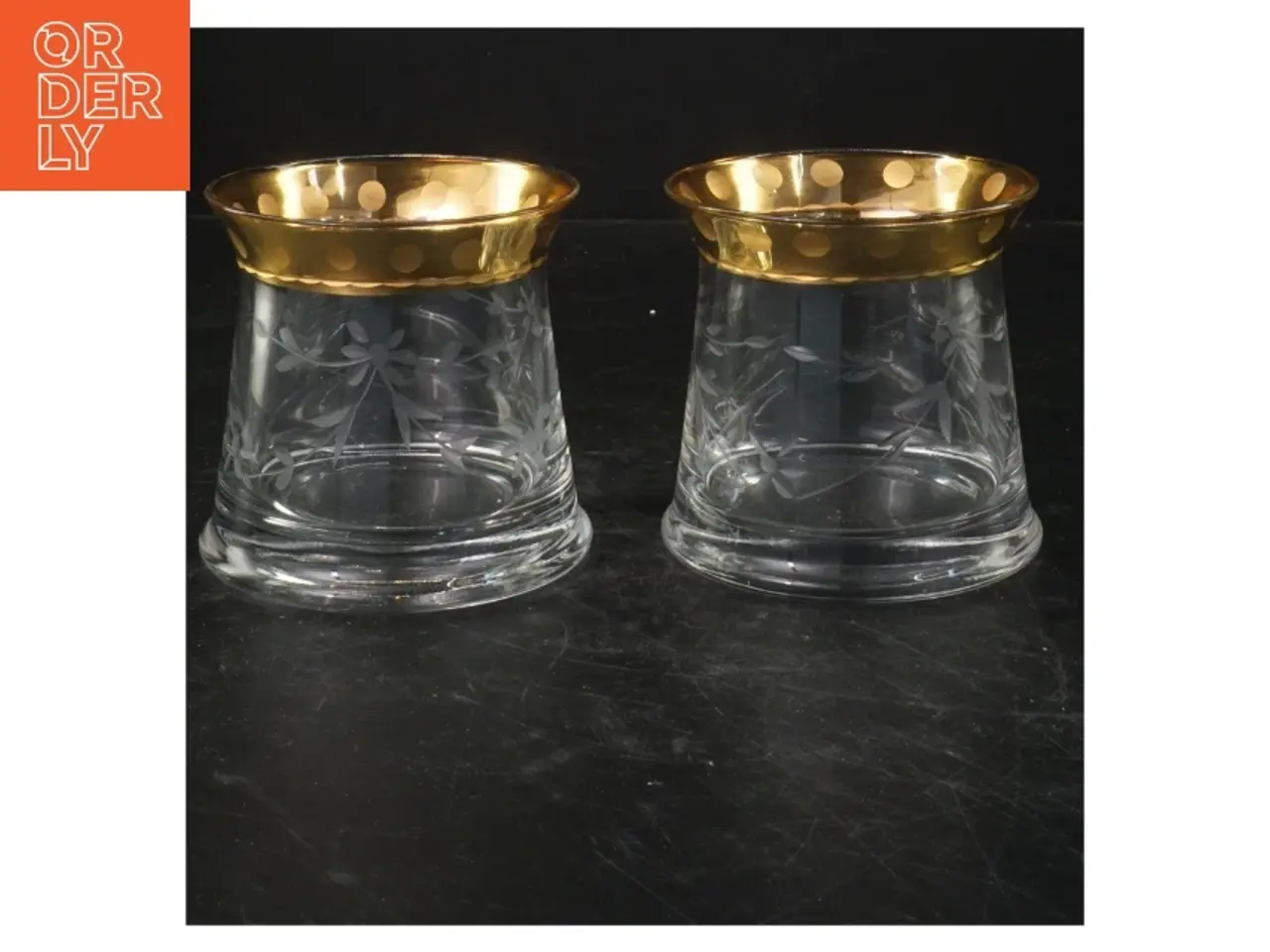 Billede 1 - Glasvaser med guldkant (str. 9x10 cm)