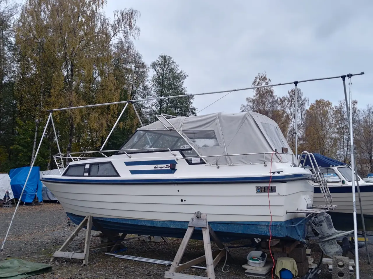 Billede 1 - Motorbåd Saga 25 CC åben