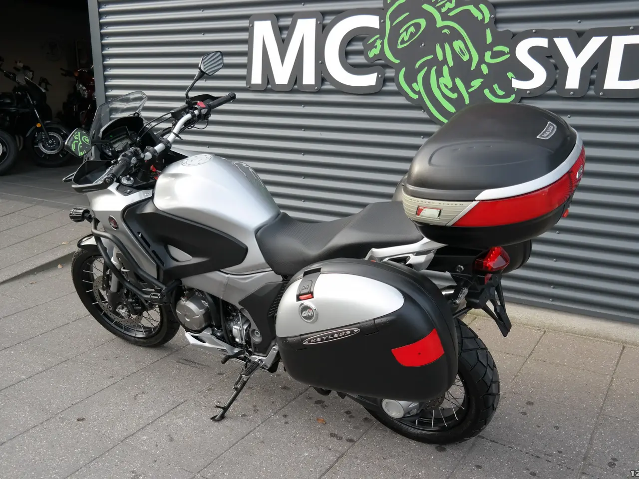 Billede 17 - Honda VFR 1200 X MC-SYD BYTTER GERNE