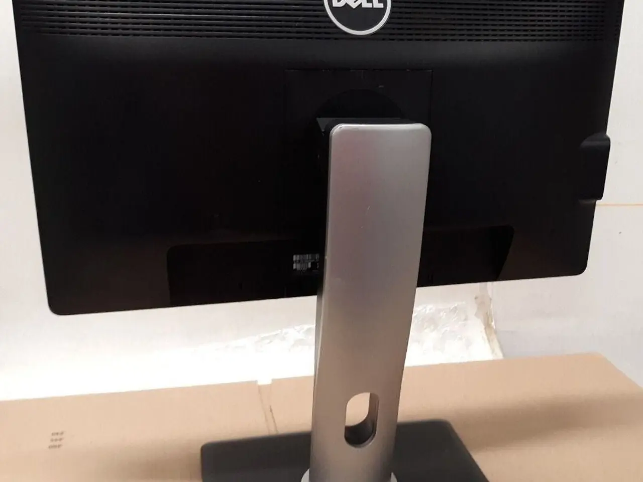 Billede 1 - Dell P2412HB 24" skærm med stativ
