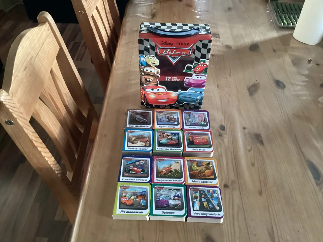 Billede 7 - Masser af Disney Cars.