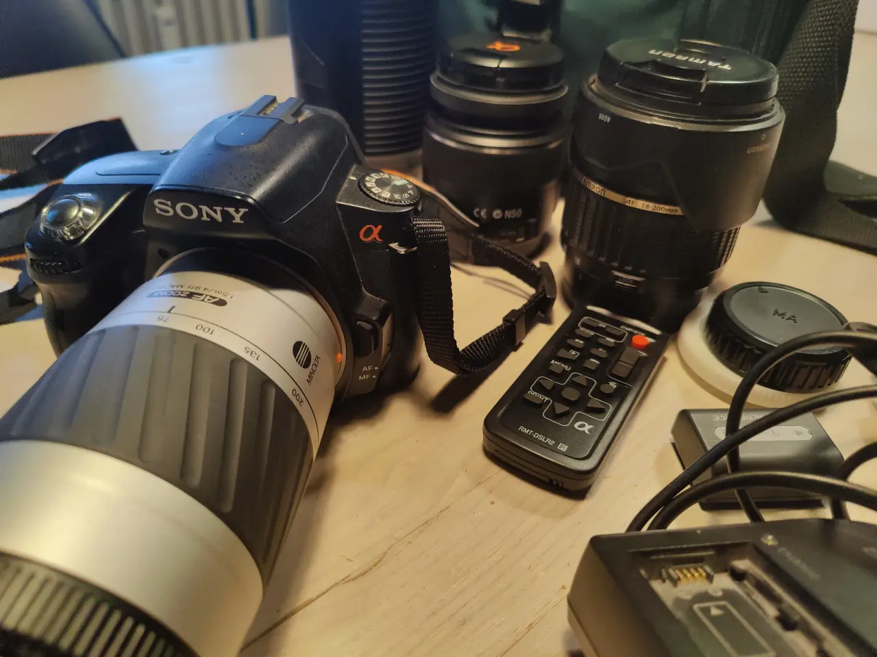 Billede 4 - Sony A390 spejlreflekskamera + 4 objektiver + task