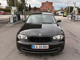 🚗 BMW 120i 170 HK – Årgang 2007 – 
