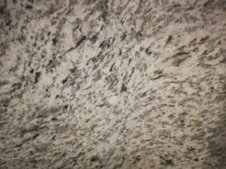 GRANITBORDPLADE TIGER SKIN