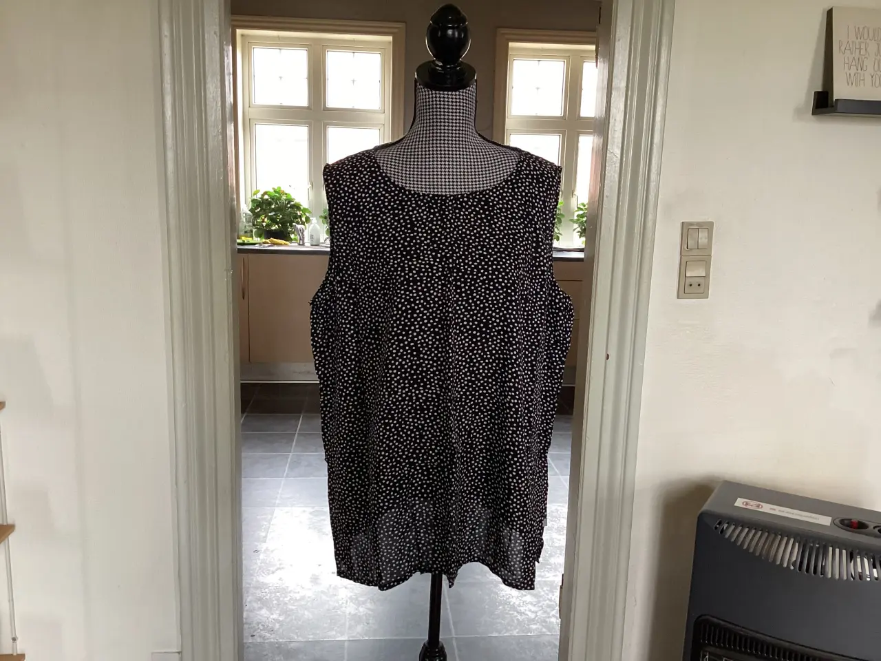 Billede 18 - Dametøj. Str : M- L- XL-44-46-XXL.