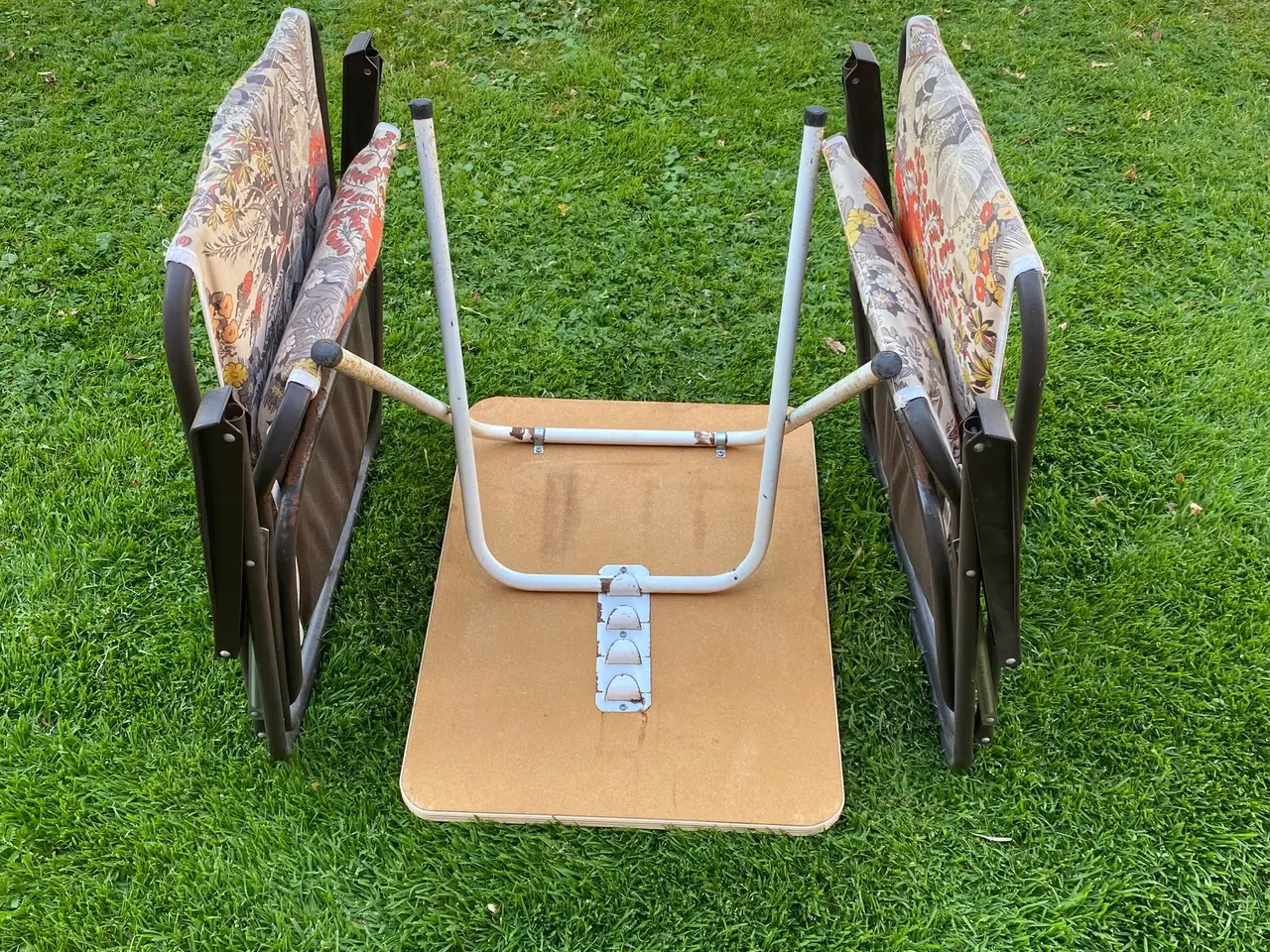 Billede 3 - Retro klapstole og bord