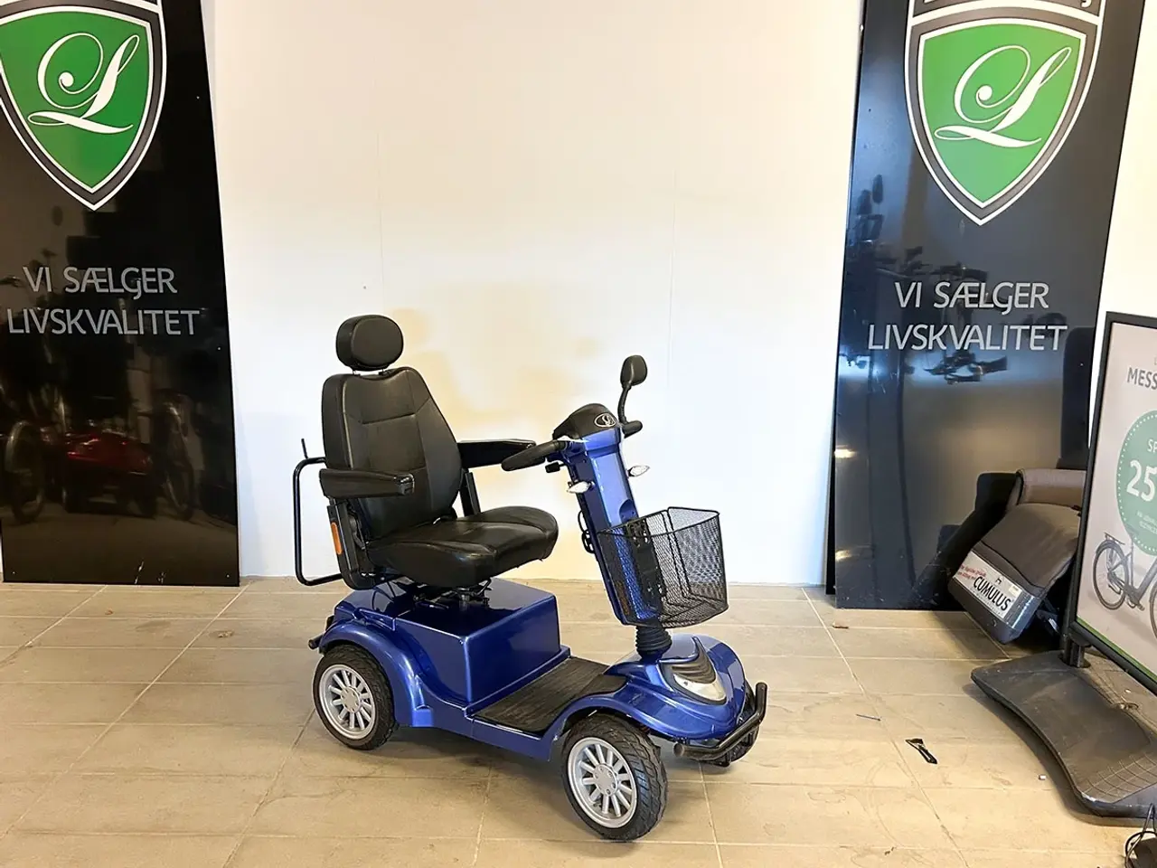 Billede 1 - LM-500 blå