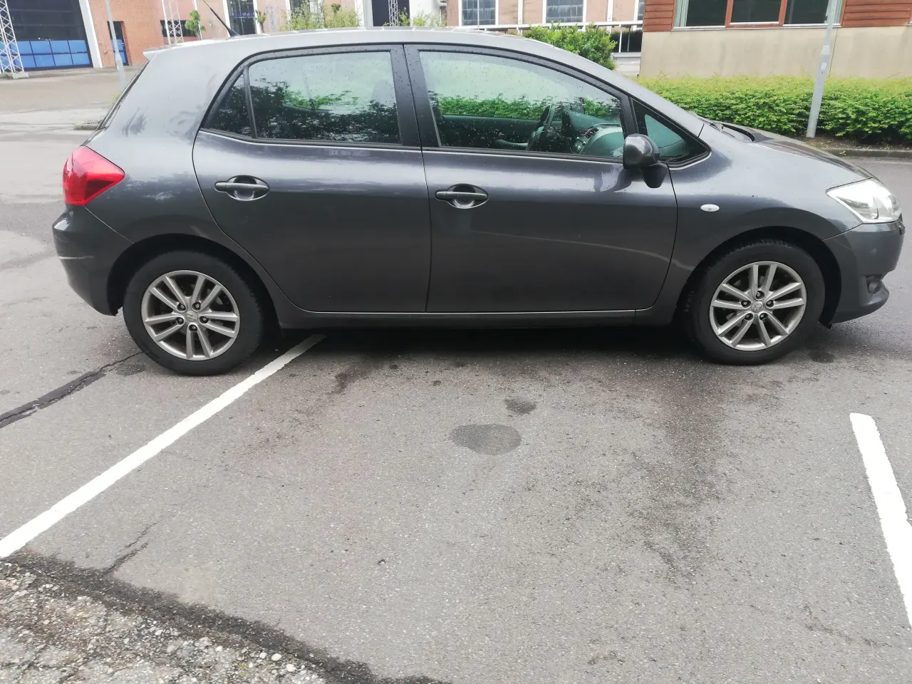 Billede 6 - TOYOTA AURIS 1,6 124hk 5-DØRS HB 146000km