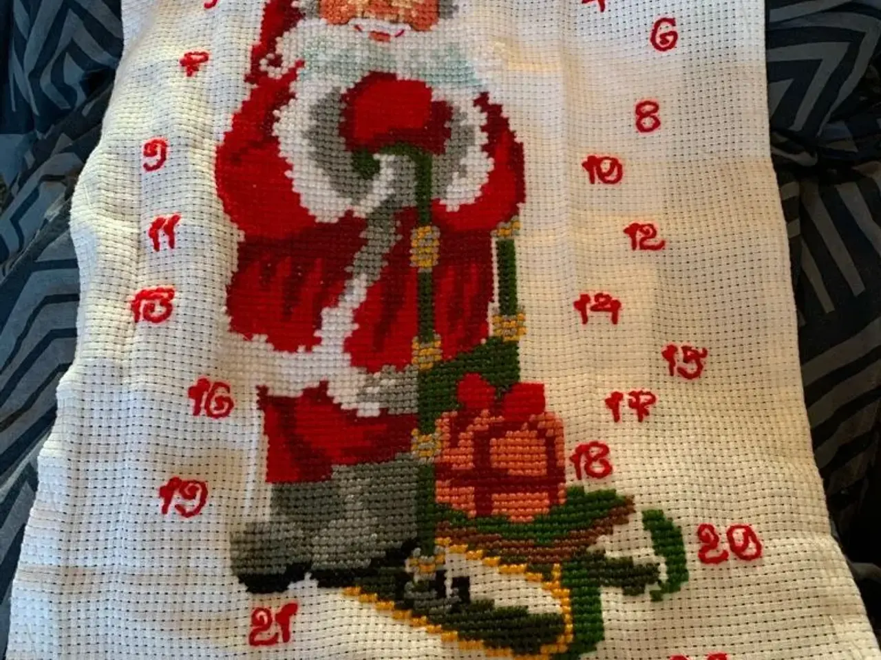 Billede 4 - Bogmærker og broderier