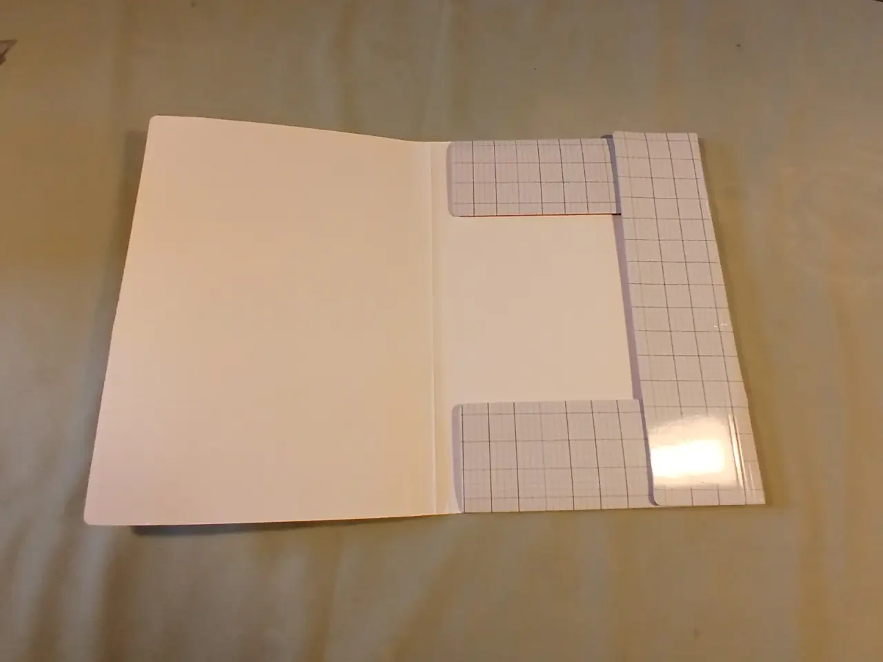 Billede 2 - A4 mapper m elastik