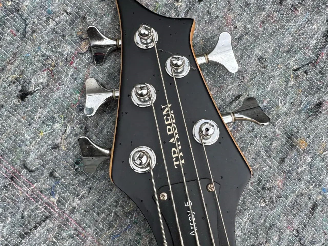 Billede 2 - Traben Array 5 Active – 5-strenget elbas inkl. gig