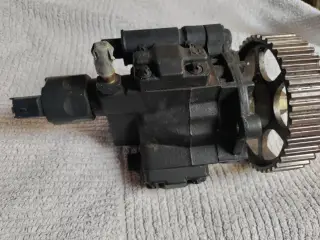 Brændstof pumpe