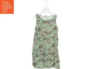 Sommerkjole med enhjørningemotiv fra H&M (str. 110)