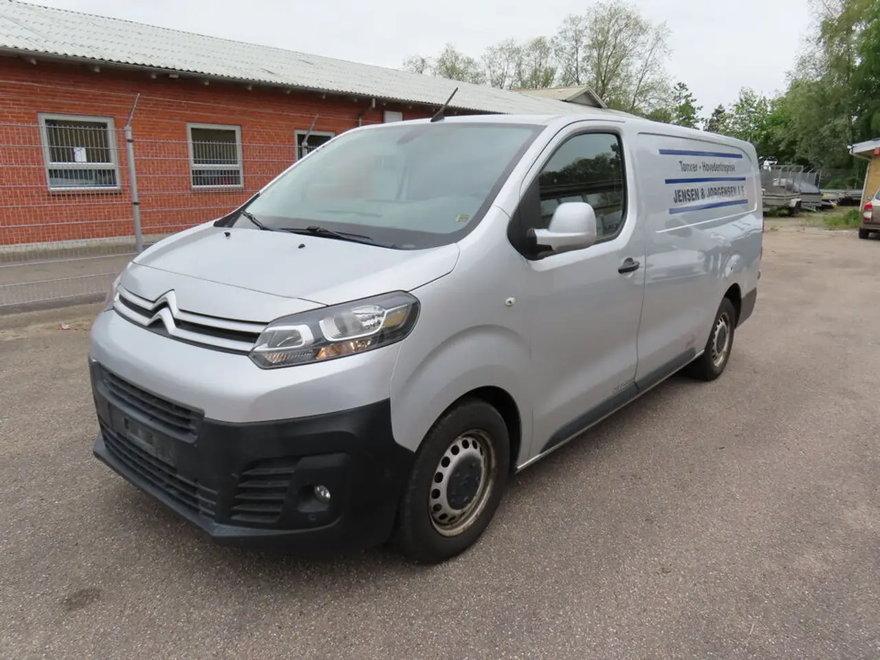 Billede 1 - Varebil CITROËN Jumpy 2.0 BLUEHDI 180 HK