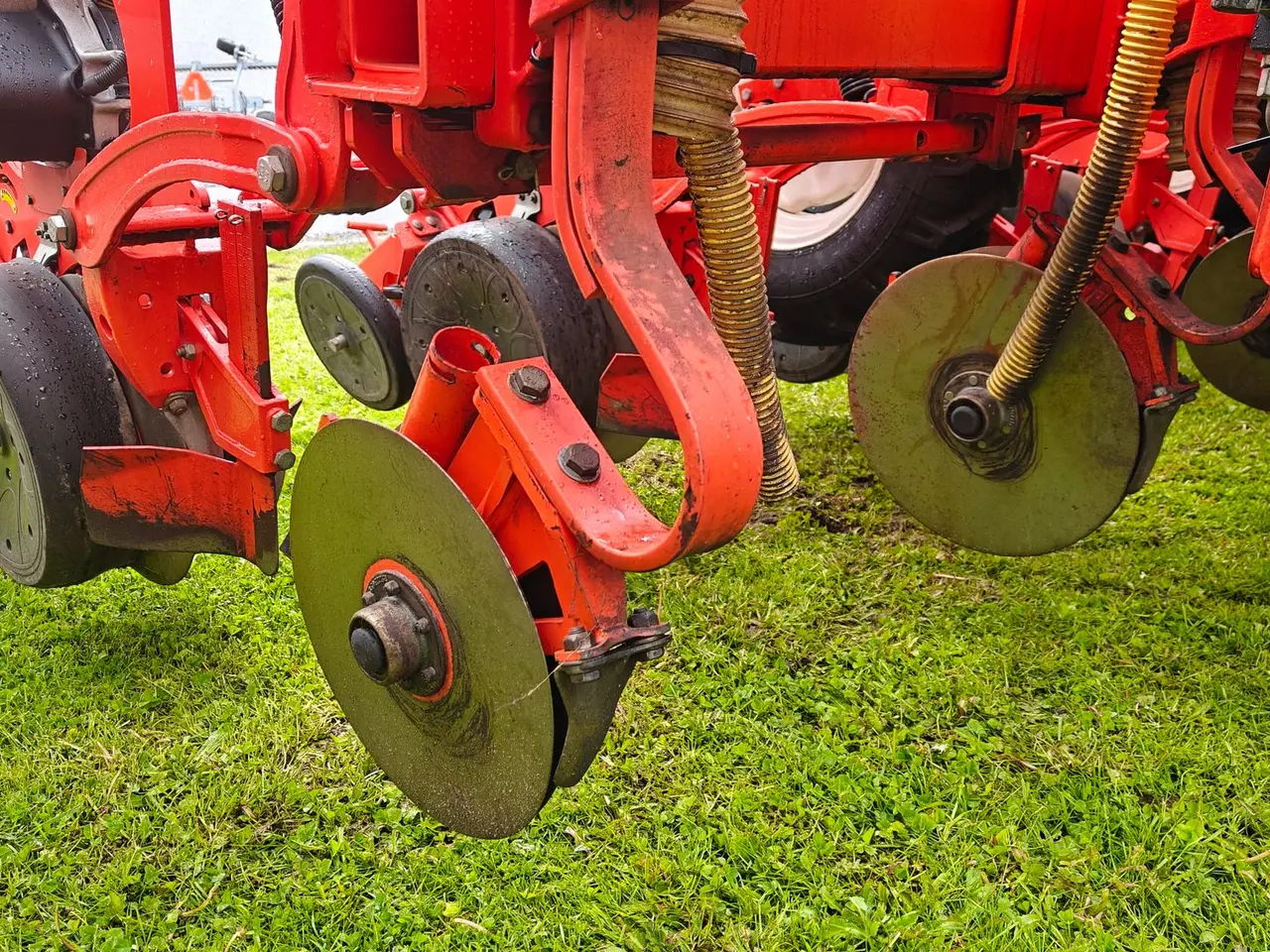 Billede 13 - Maschio Gaspardo MANTA ISOTRONIC 12-75 XL Med fronttank
