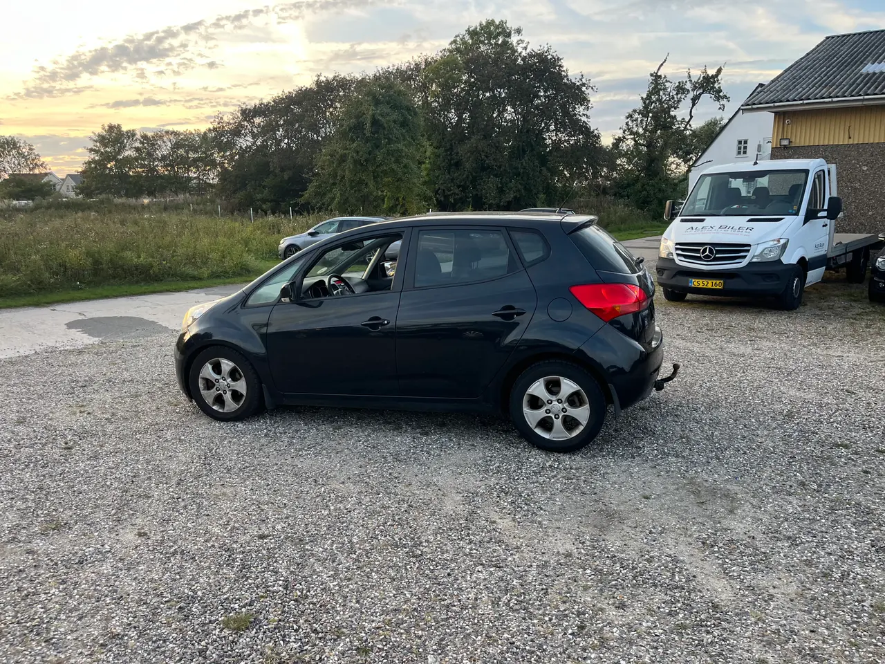 Billede 5 - Kia Venga 1,6 CRDi 128 5d årg 11