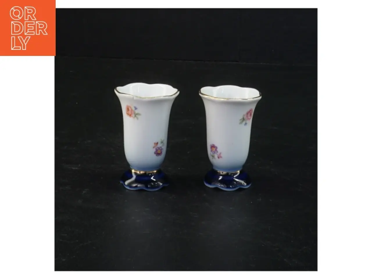 Billede 1 - Porcelæns vaser, små (str. 6 x 4,3 cm)