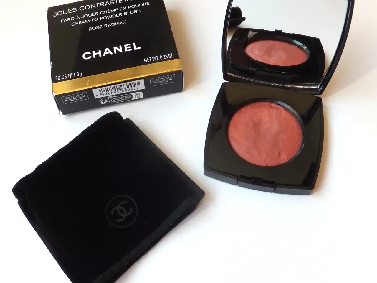 Billede 1 - Inkl. fragt. CHANEL, til kinder elle øjne.
