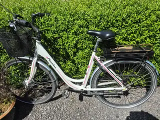 Fin og velkørende el-cykel