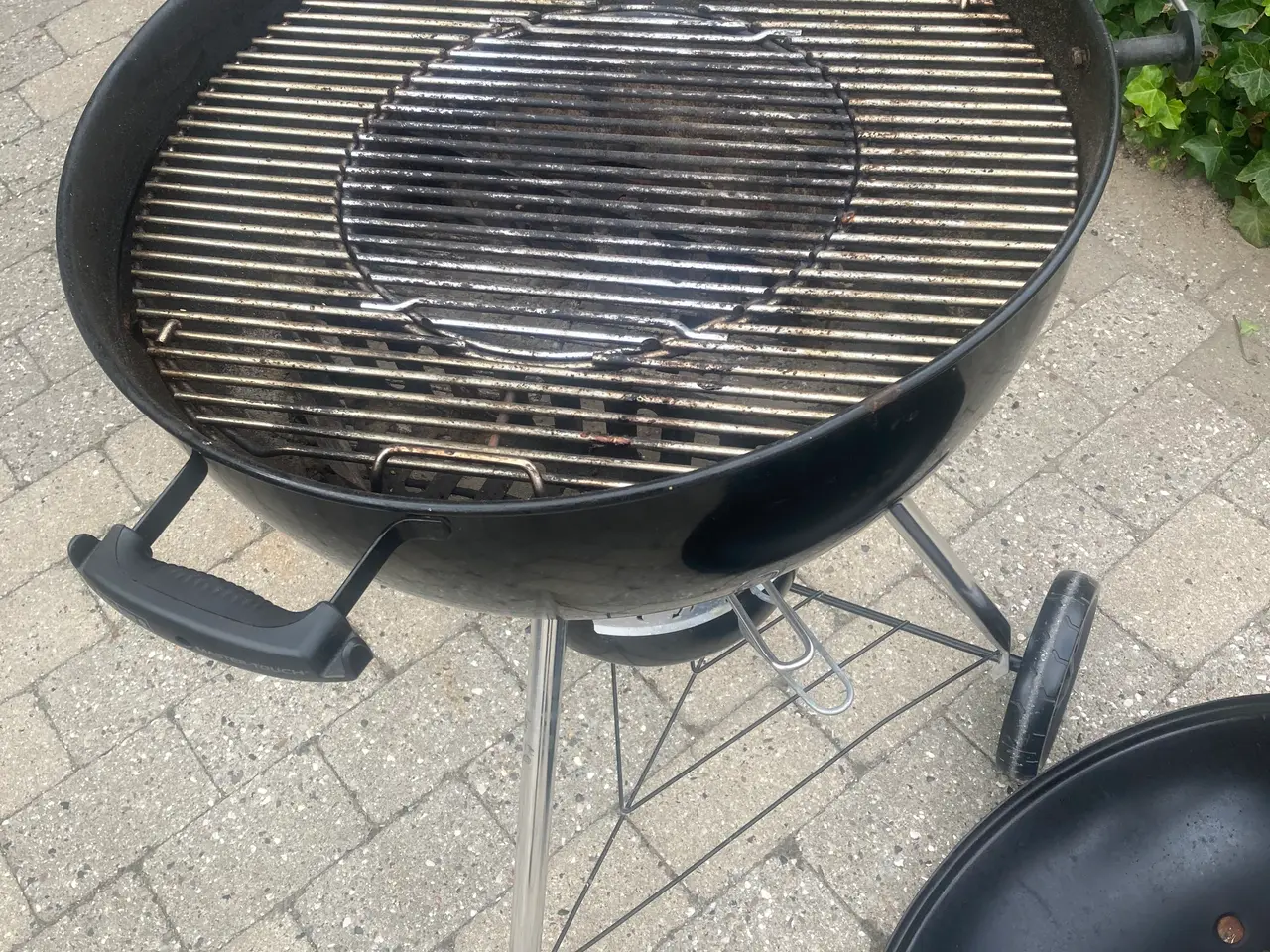Billede 5 - Weber Kuglegrill 57 cm
