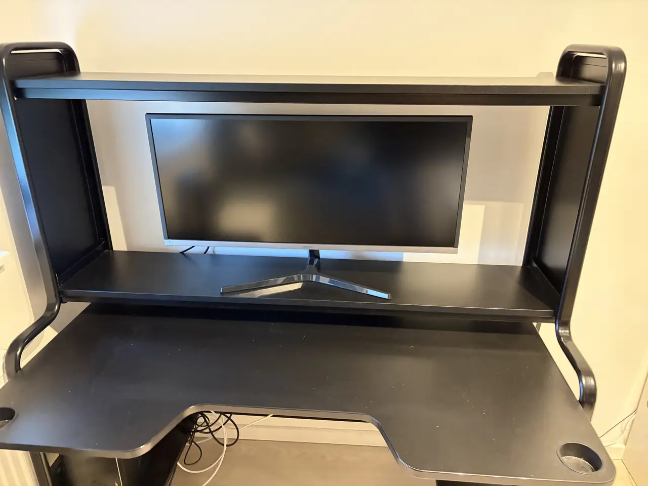 Billede 3 - Gamer skrivebord