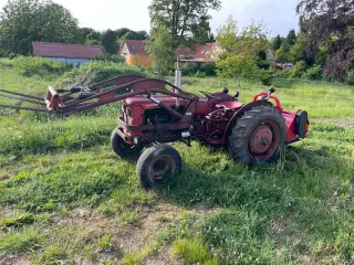 Volvo Bm 320 “Buster”