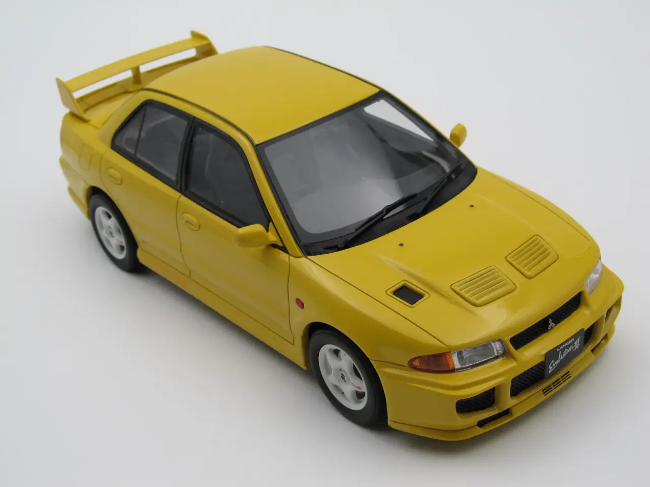 Billede 8 - 1995 Mitsubishi Lancer EVO III GSR 1:18