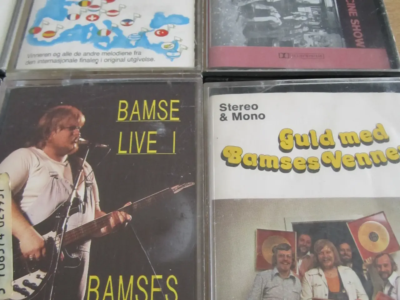 Billede 2 - KASSETTEBÅND. 8 Stk. BYD.