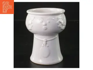 Hvid keramisk vase med ansigtsmotiv (str. Ø 9 cm længde 12 cm)fra w. Germany