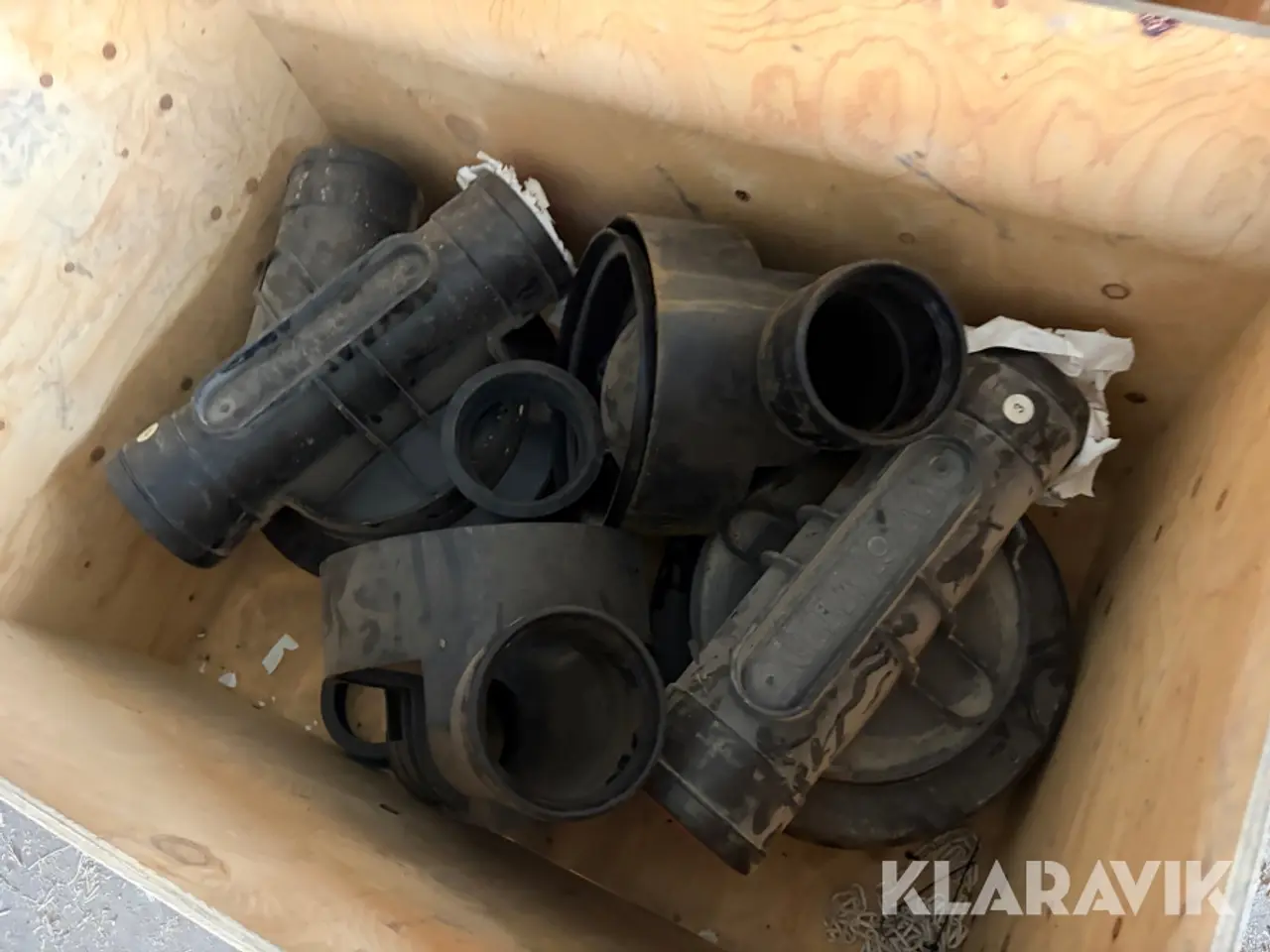 Billede 11 - Kloakbrønd samt fittings