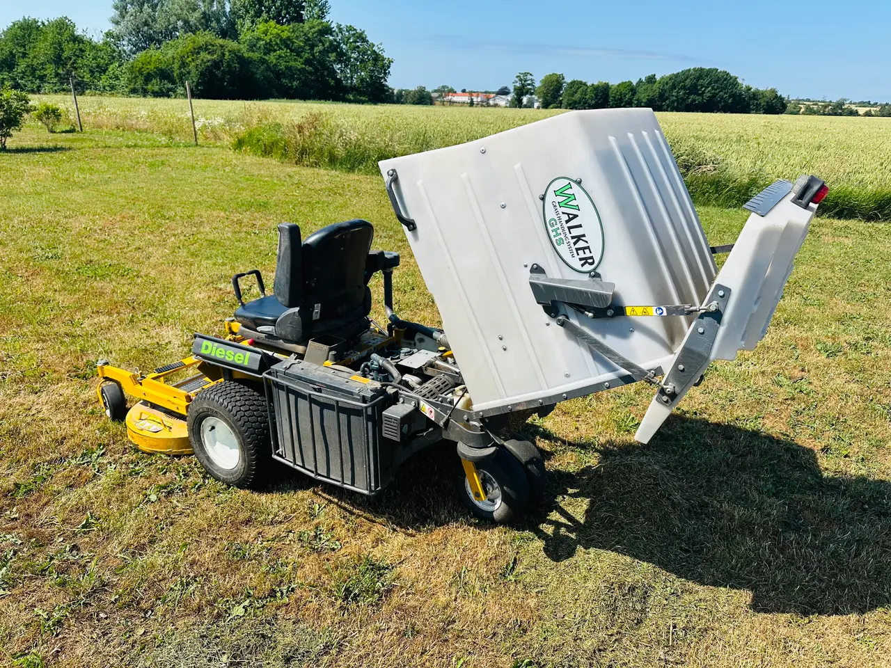 Billede 4 - Walker zero-turn klipper med opsamler
