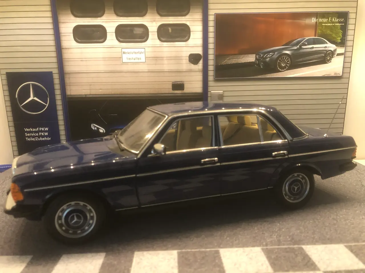 Billede 1 - 1:18 Mercedes W123 Sedan