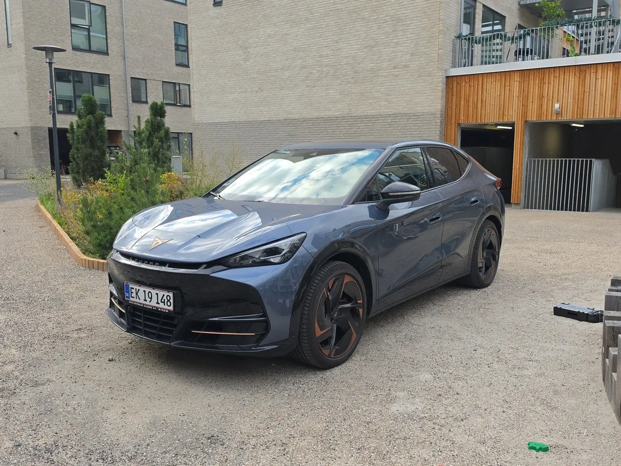 Billede 2 - Cupra Tavascan 77 VZ Adrenaline