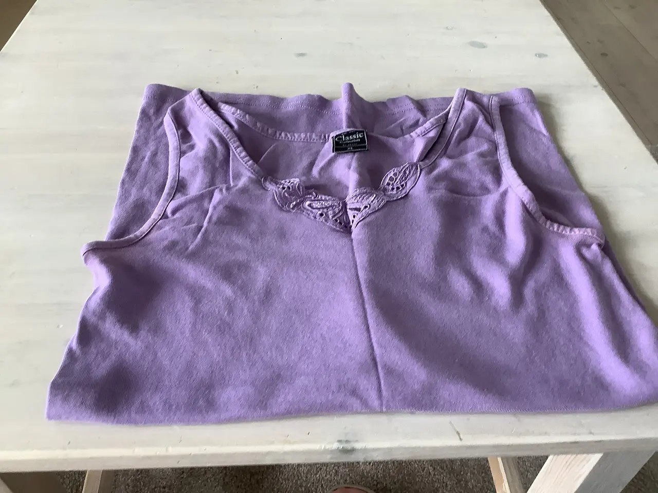 Billede 3 - Undertrøje med blonder str L og XL