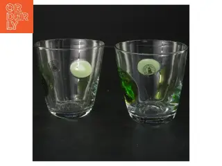 Håndlavet glas med grønne detaljer (str. 2 stk Ø 9 cm længde 9,5 cm)