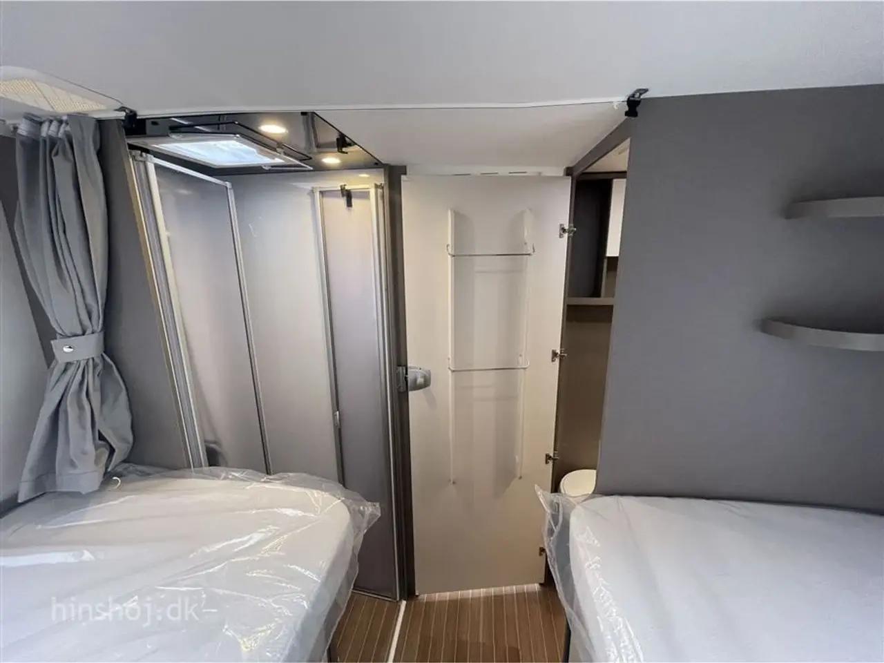 Billede 17 - 2025 - Etrusco T 7400 SB Aut Etrusco By Hymer – Italiensk Kvalitet og Komfort fra Hinshøj Caravan