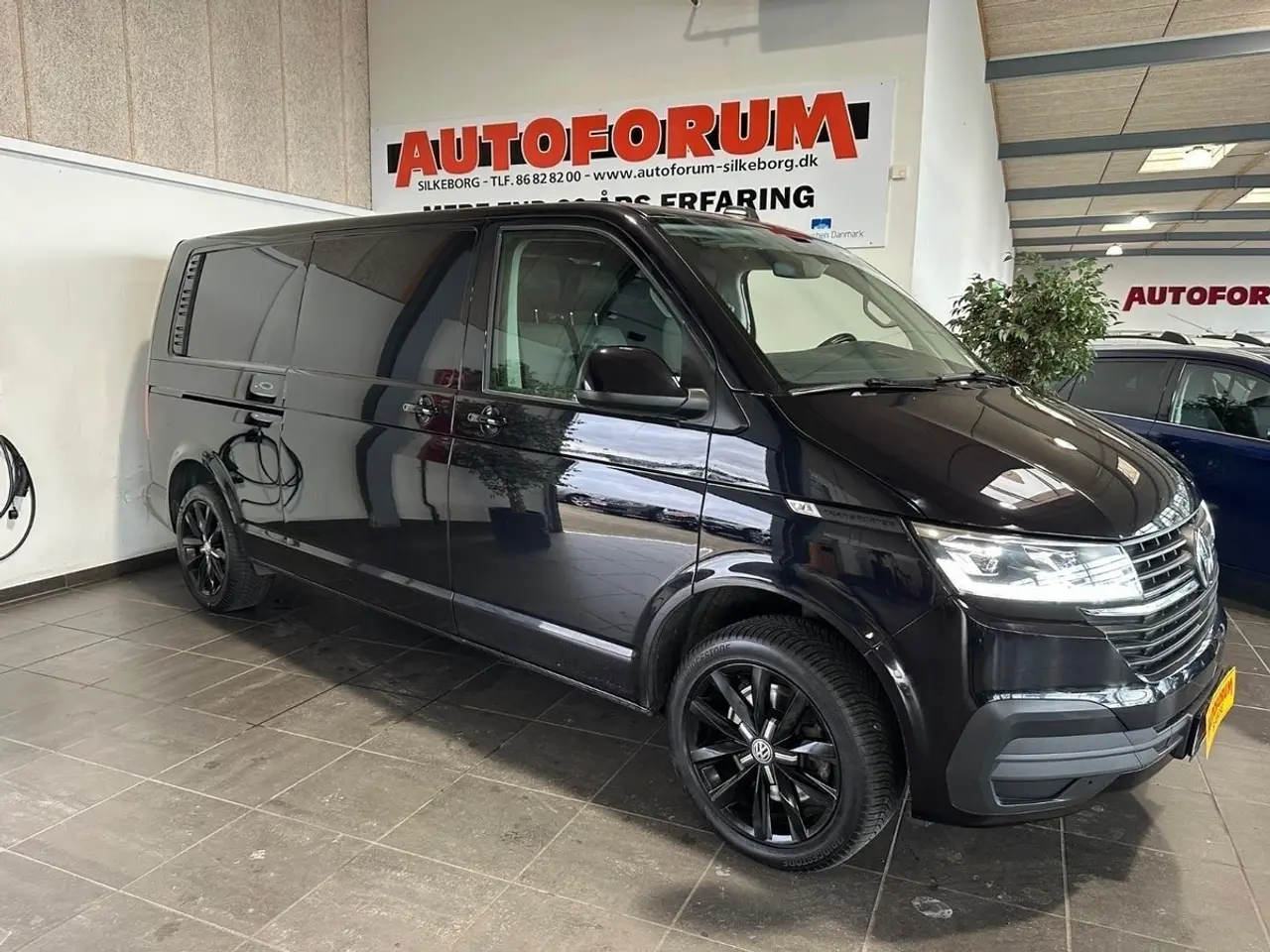 Billede 1 - VW Transporter 2,0 TDi 204 Kassevogn DSG kort