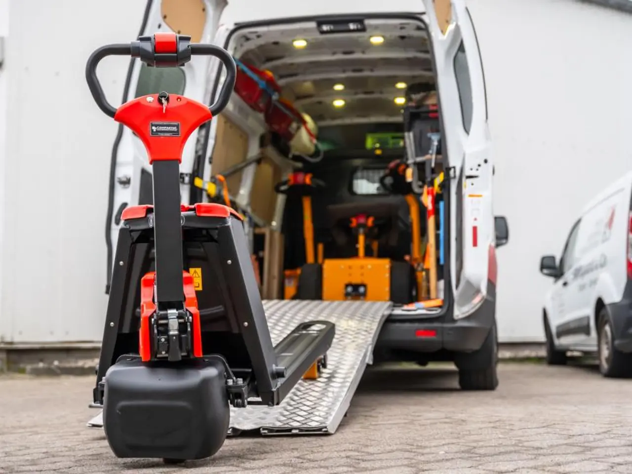 Billede 5 - ForkLion El-palleløfter - 1500 kg kapacitet, inkl. batteri og oplader