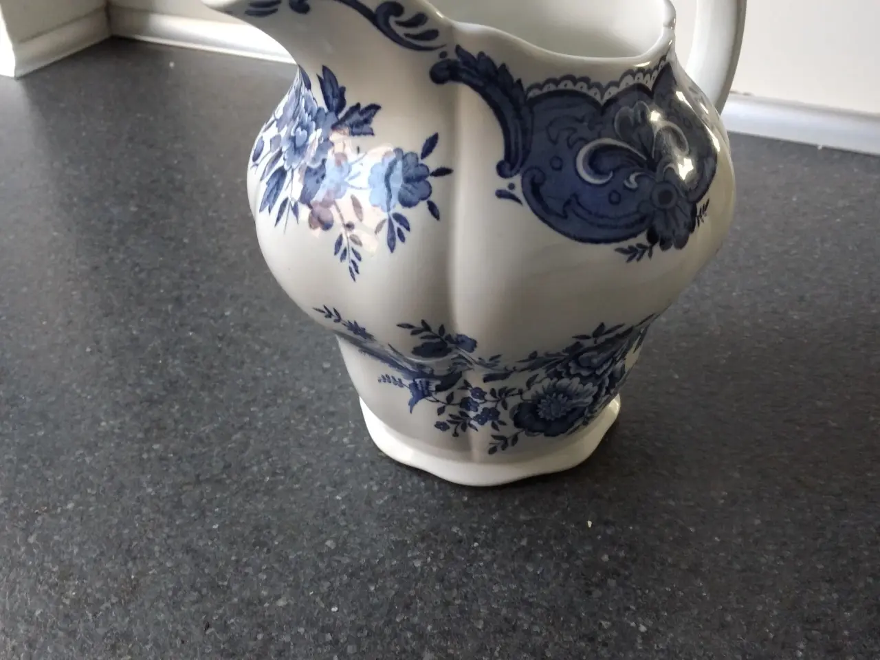 Billede 3 - Ældre engelsk porcelæns kande.