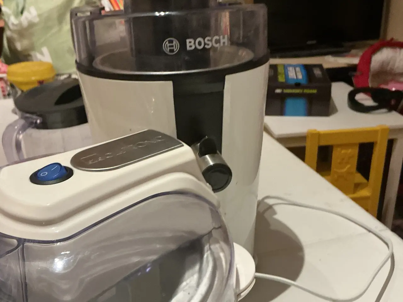 Billede 9 - Bosch Saftpresser (700W) og Clatronic ismaskine 
