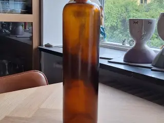 Brun glasvase/ glasflaske 