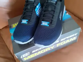 Sketchers sælges fra konkurs