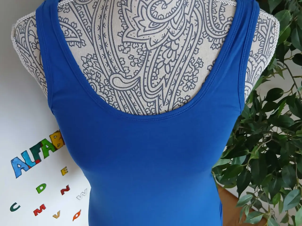 Billede 2 - Top. Pigalle. Medium/38