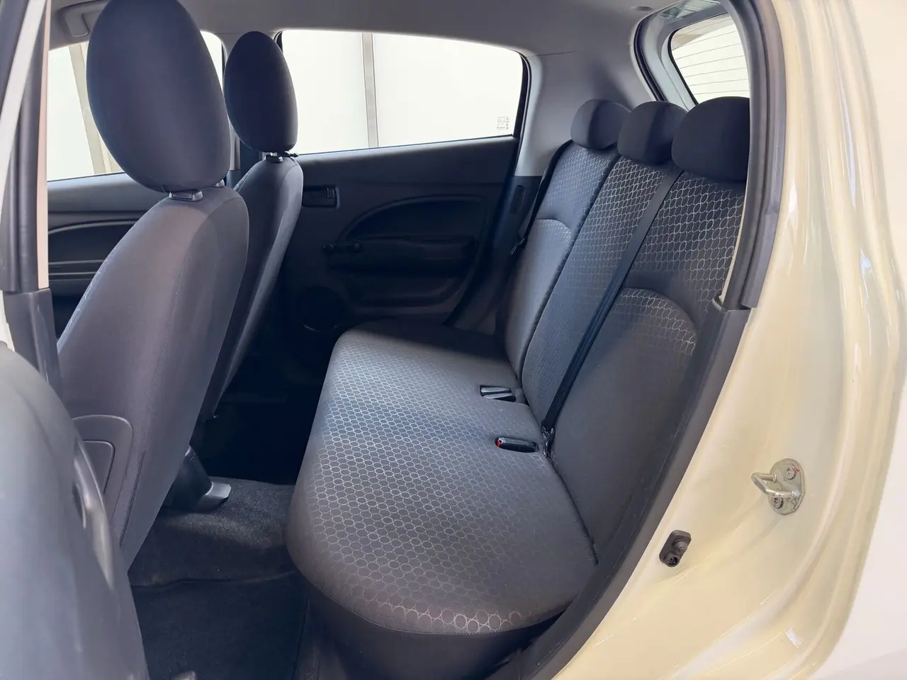 Billede 6 - Mitsubishi Space Star 1,0 Inform 71HK 5d