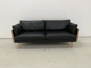 Horisont BD 3 Pers.Sofa i sort semianilin læder.