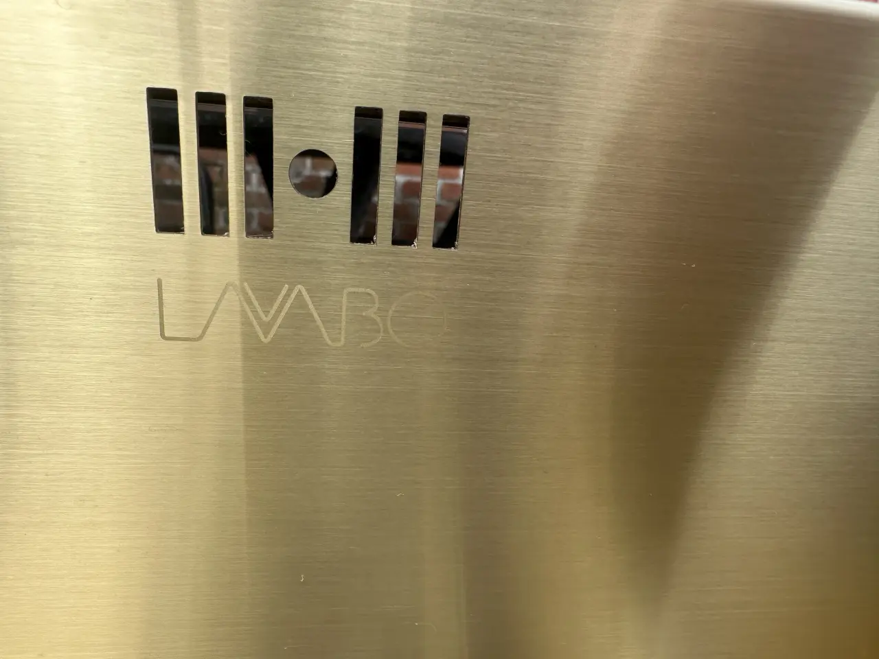 Billede 1 - lavabo Messing vask i mormor look bordplade 240 cm