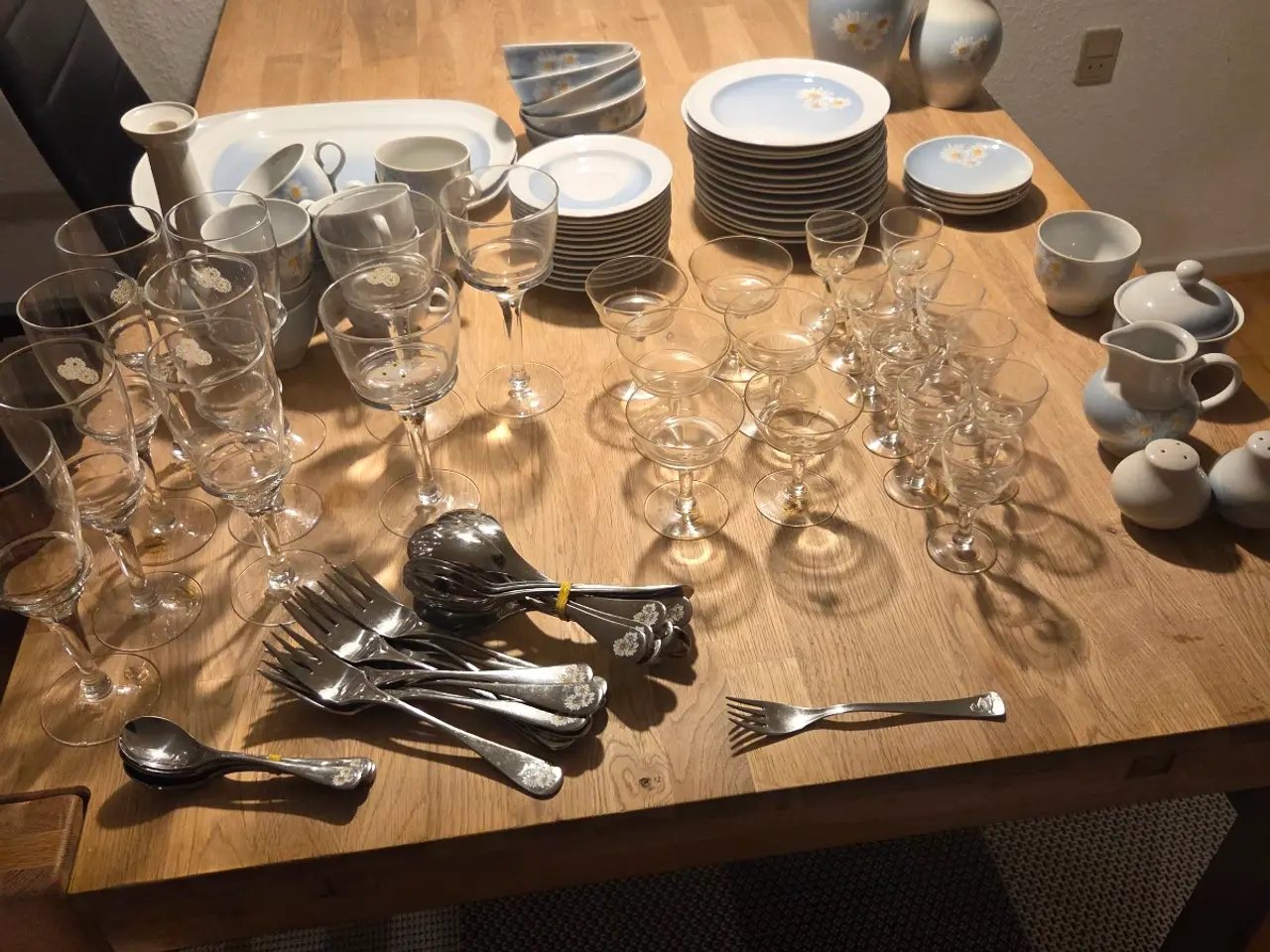 Billede 3 - Margueritte glas sælges billigt