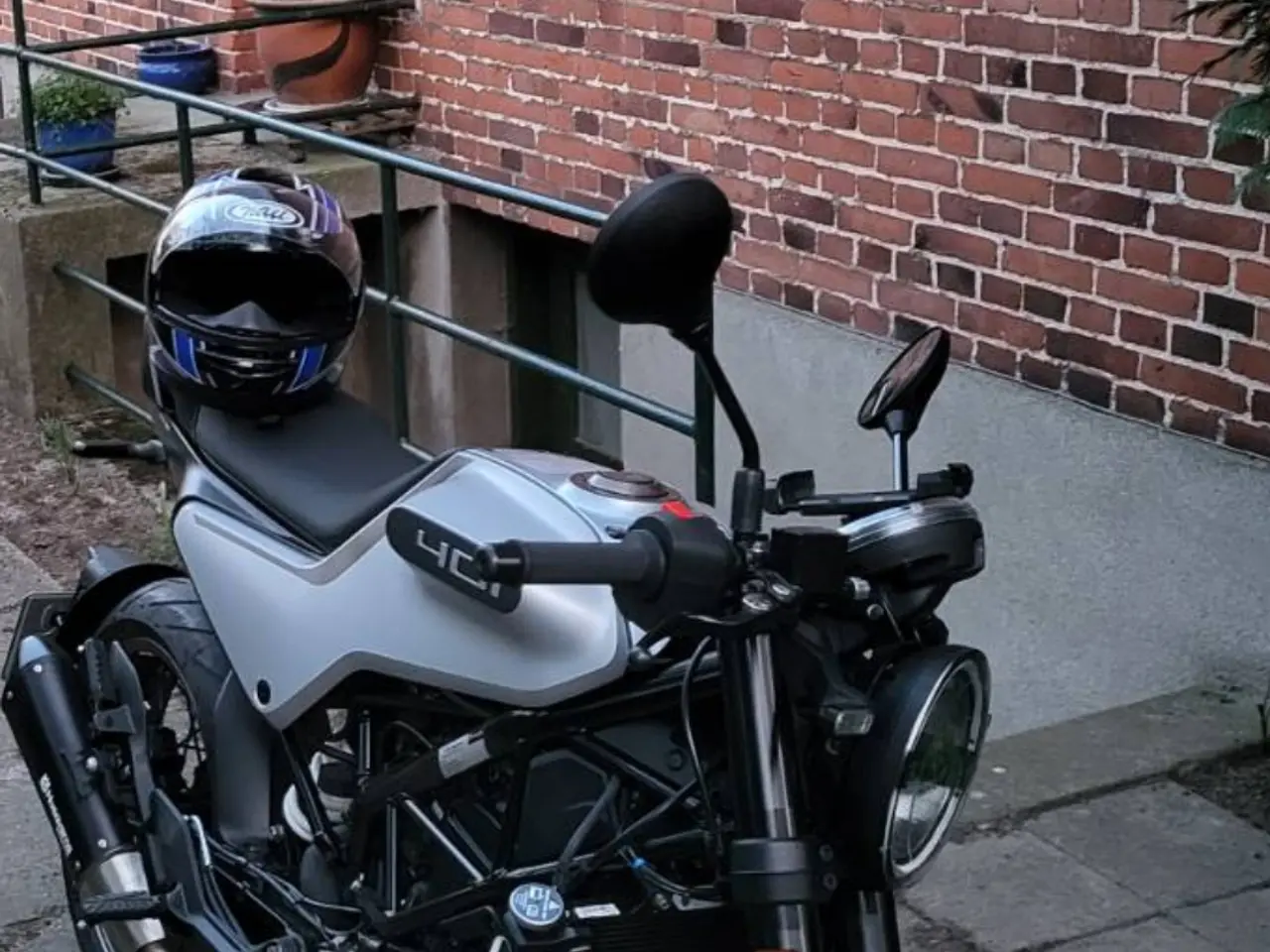 Billede 4 - Housqvarna Vitpilen 401