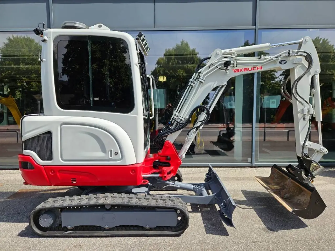 Billede 2 - Takeuchi TB 225