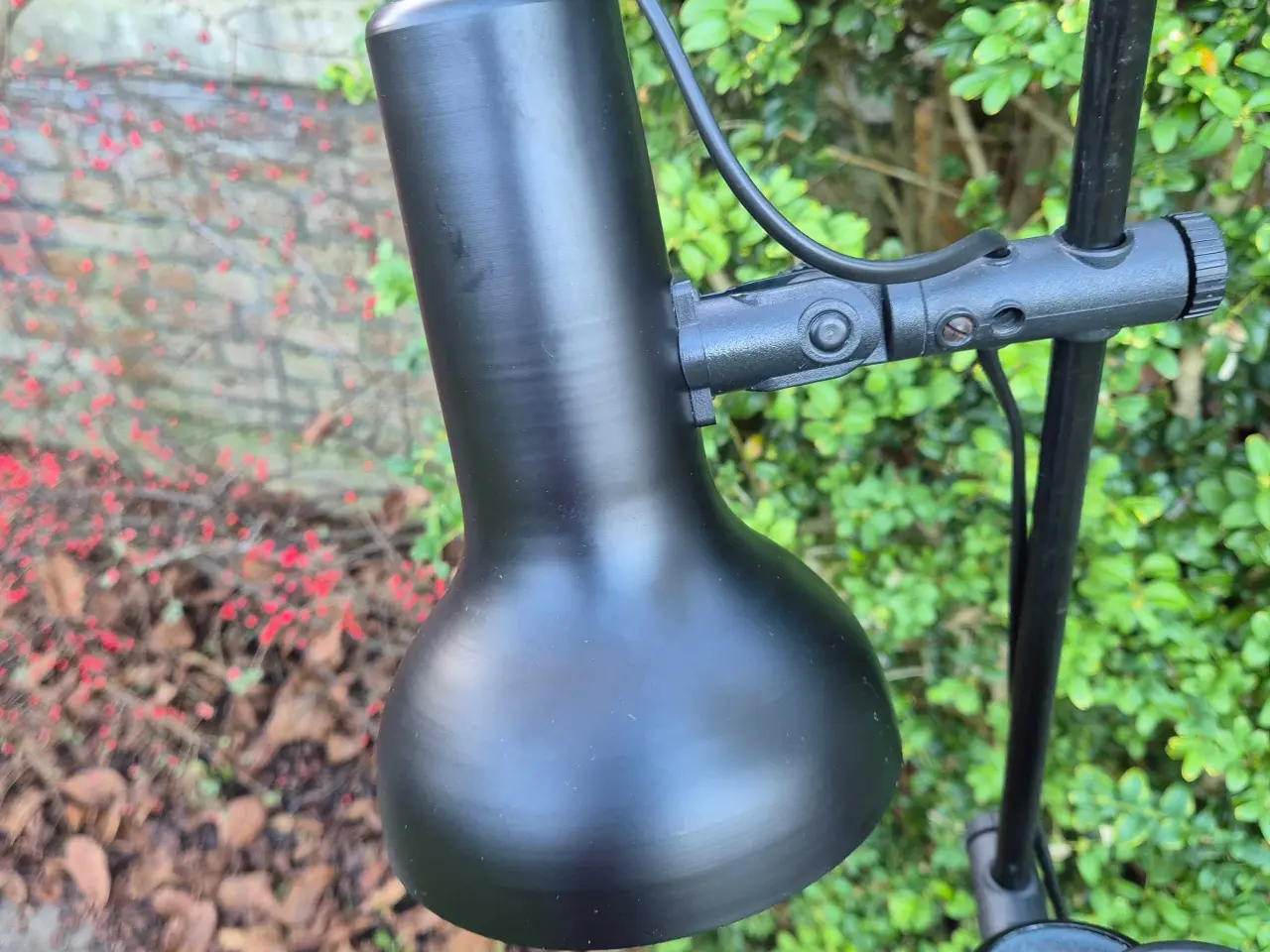 Billede 4 - Kulsort vintage gulvlampe med to spot 